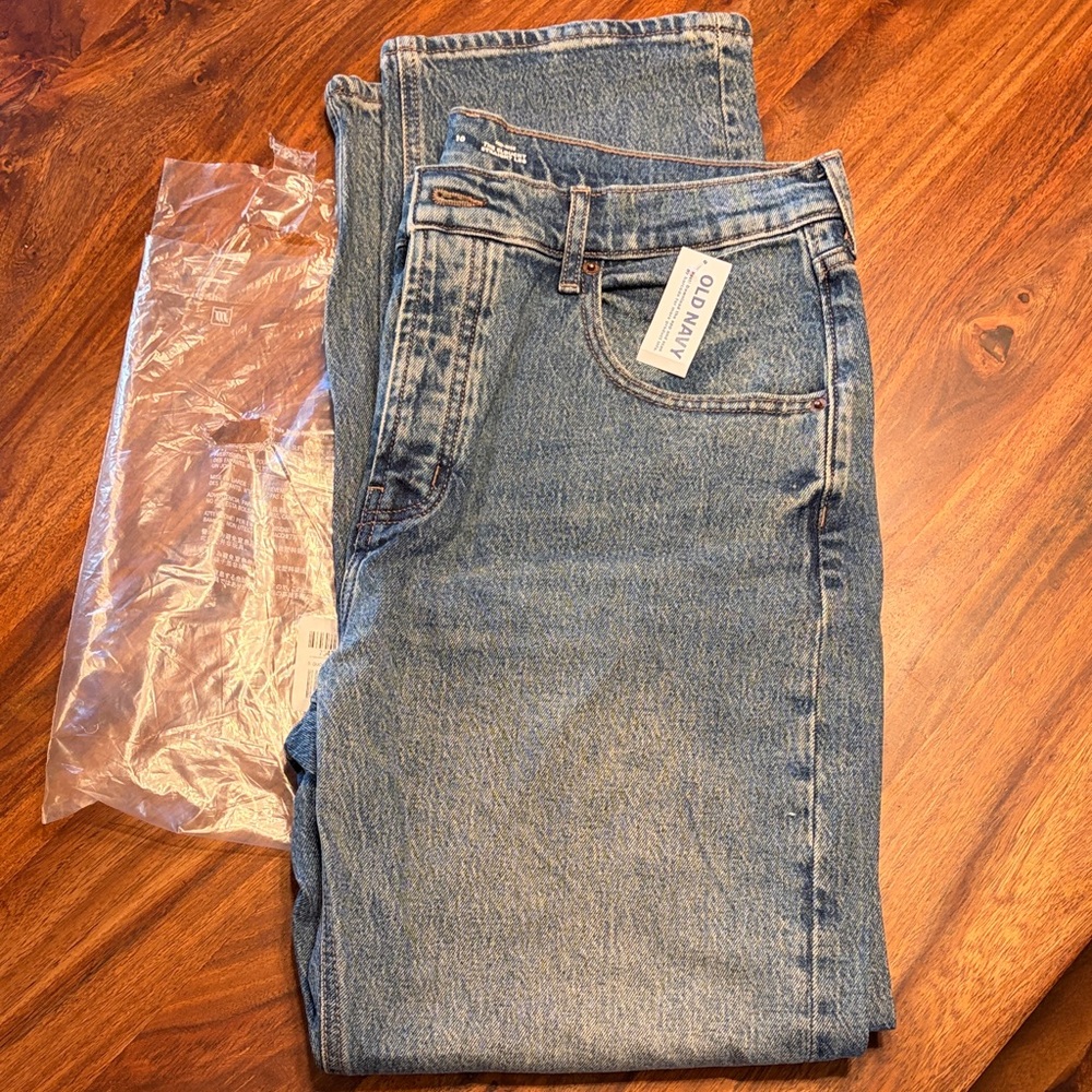 Old Navy Women's Blue Straight Leg Jeans